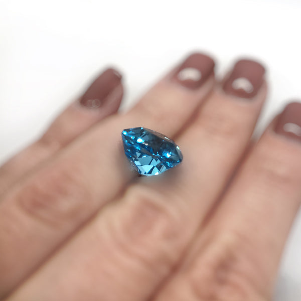 Gemstone Genuine Swiss Blue Topaz Trillion loose